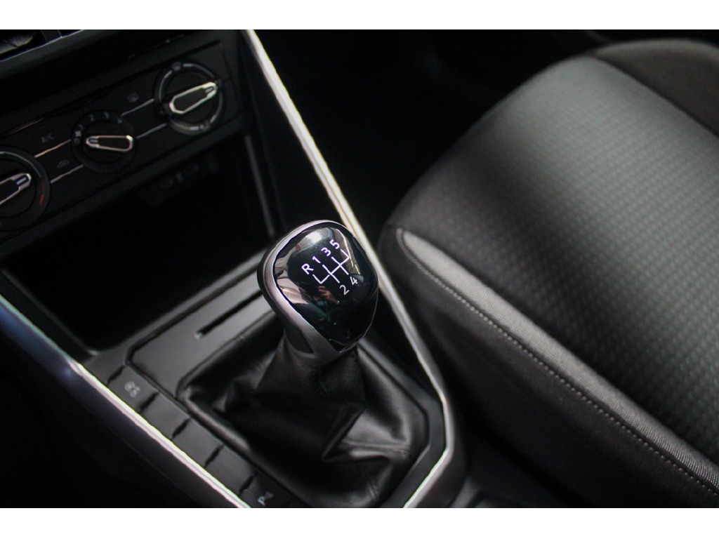 VOLKSWAGEN Polo 1.0 TSI LIFE full