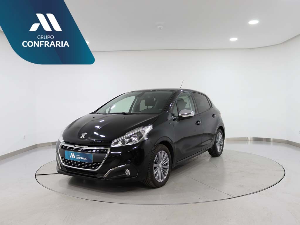 PEUGEOT 208 1.2 PURETECH SIGNATURE full