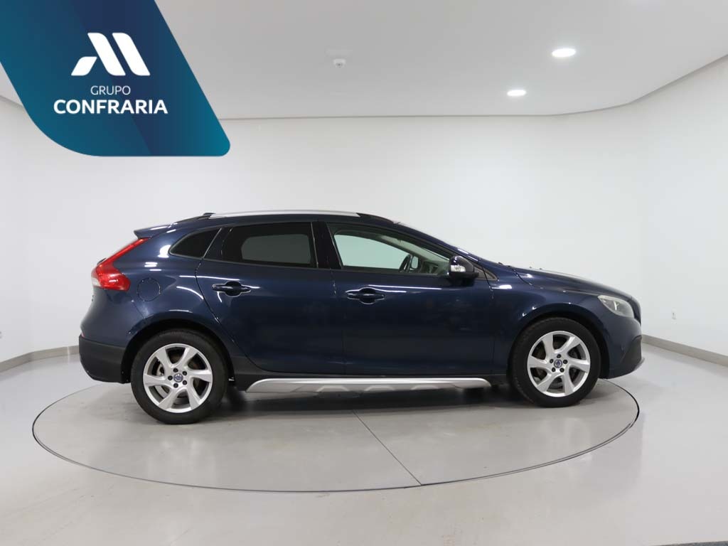 VOLVO V40 Cross Country 1.6 D2 KINETIC POWERSHIFT full